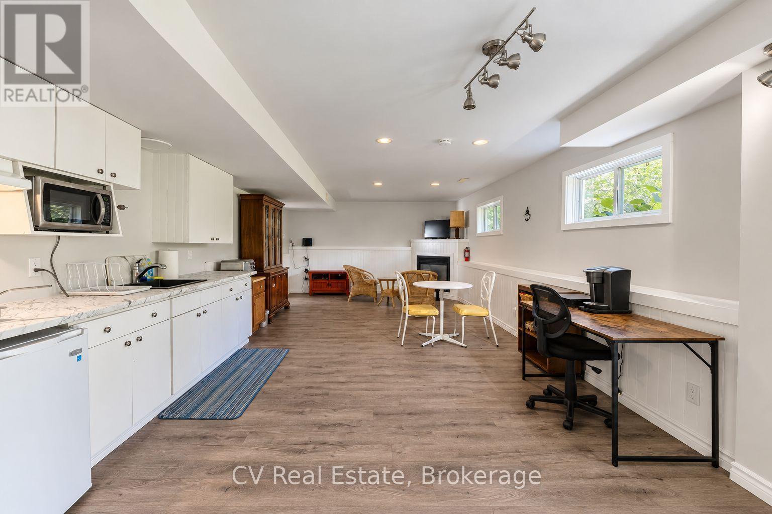 1045 Narrows Road, Gravenhurst, Ontario P1P 1R2 - Photo 24 - X13778612