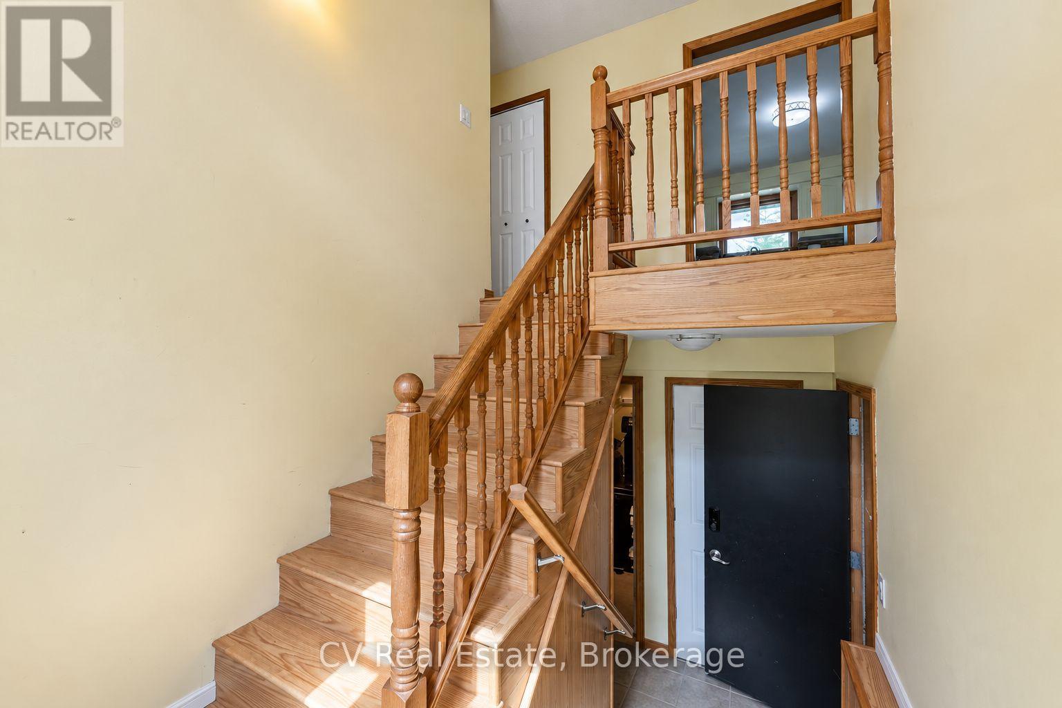 1045 Narrows Road, Gravenhurst, Ontario P1P 1R2 - Photo 6 - X13778612