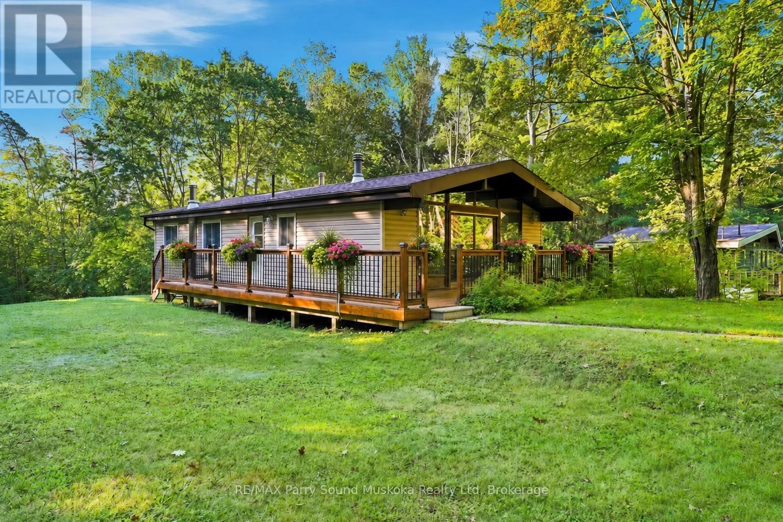 10 Magor Drive, Seguin, Ontario  P0C 1J0 - Photo 1 - X13782380