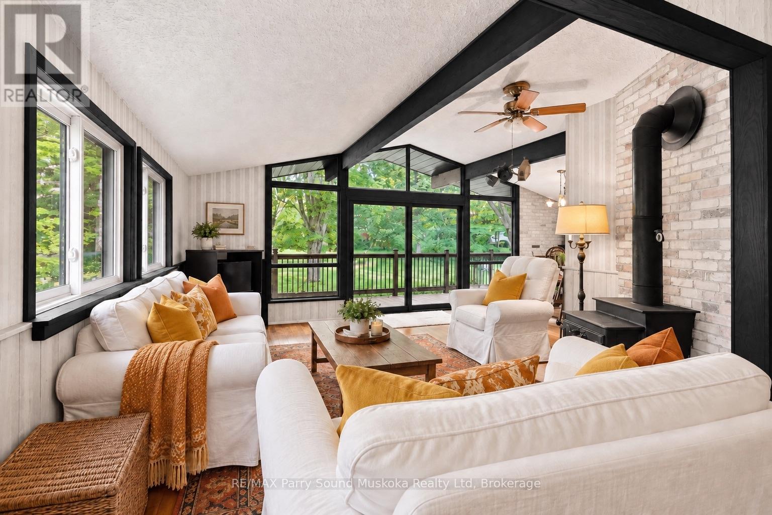 10 Magor Drive, Seguin, Ontario  P0C 1J0 - Photo 4 - X13782380