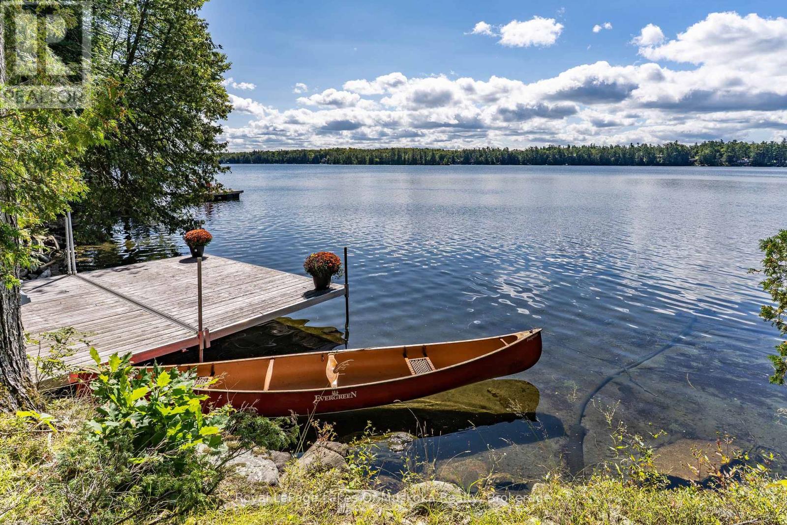 1106 Clear Lake Road, Muskoka Lakes, Ontario  P0C 1M0 - Photo 1 - X13790128