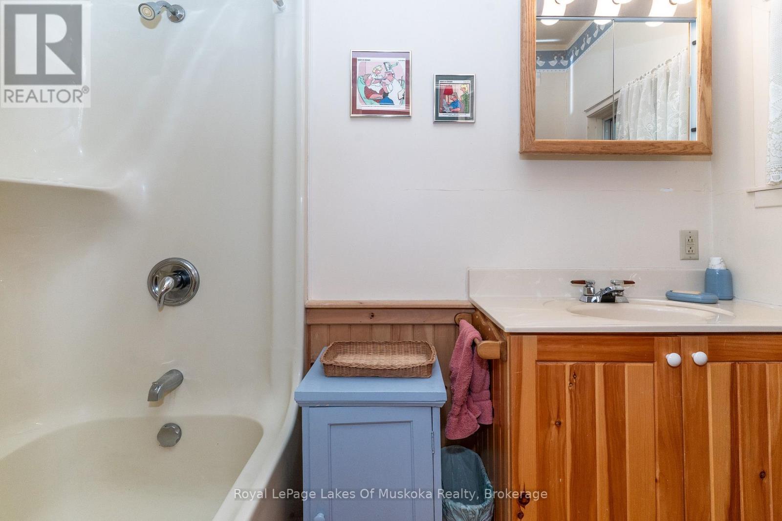 1106 Clear Lake Road, Muskoka Lakes, Ontario  P0C 1M0 - Photo 17 - X13790128