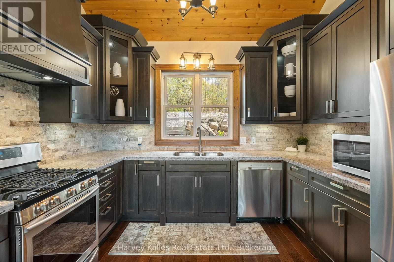 2787 Muskoka 118 Road W, Muskoka Lakes, Ontario P0B 1J0 - Photo 18 - X13790866