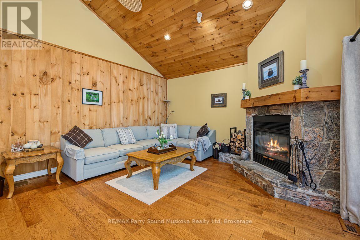 326 Blue Lake Road, Seguin, Ontario  P2A 0B2 - Photo 12 - X13792666