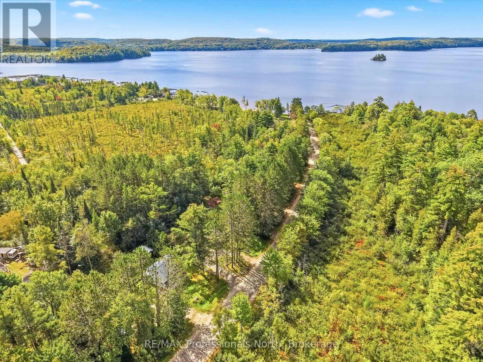 31 Hutcheson Beach Road E, Huntsville, Ontario  P1H 1N4 - Photo 3 - X13792844