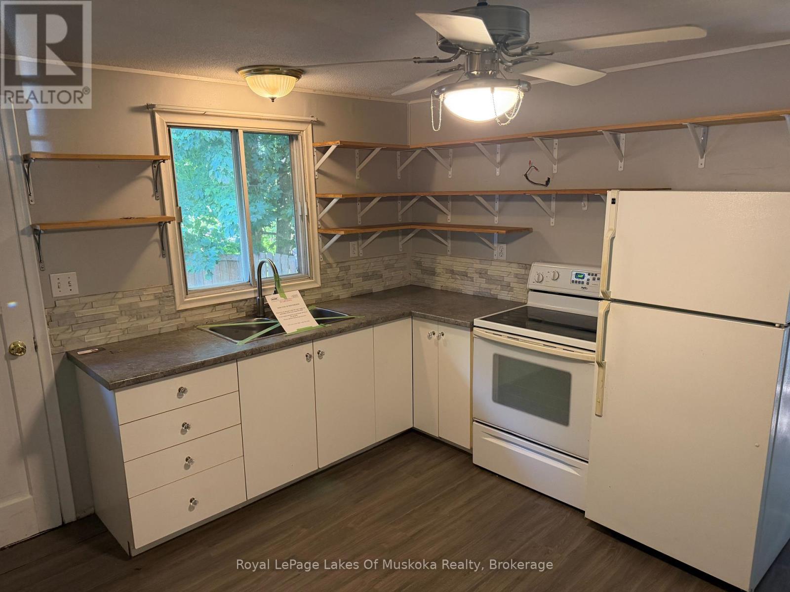 3 Wellington Street, Bracebridge, Ontario P1L 1E8 - Photo 9 - X13796168