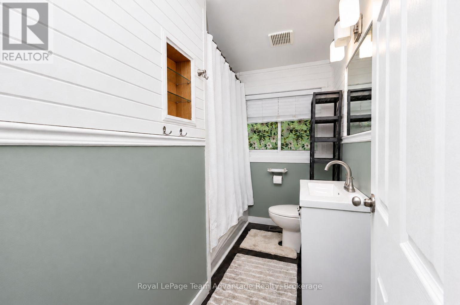 5 Burritt Street, Parry Sound, Ontario  P2A 1N5 - Photo 20 - X13796962