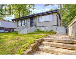 5 BURRITT STREET, Parry Sound, Ontario