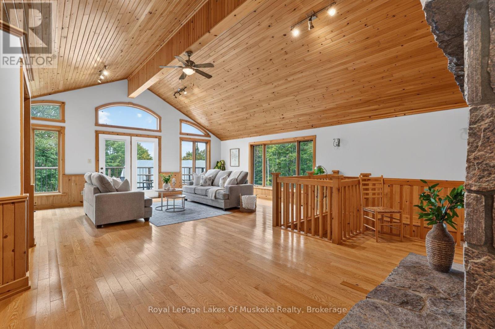 1020 East Walker Lake Drive, Lake Of Bays, Ontario  P1H 2J6 - Photo 10 - X13798294