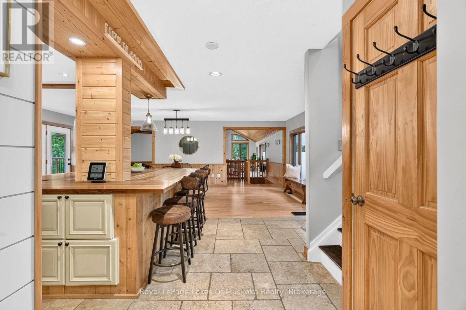 1020 East Walker Lake Drive, Lake Of Bays, Ontario  P1H 2J6 - Photo 15 - X13798294
