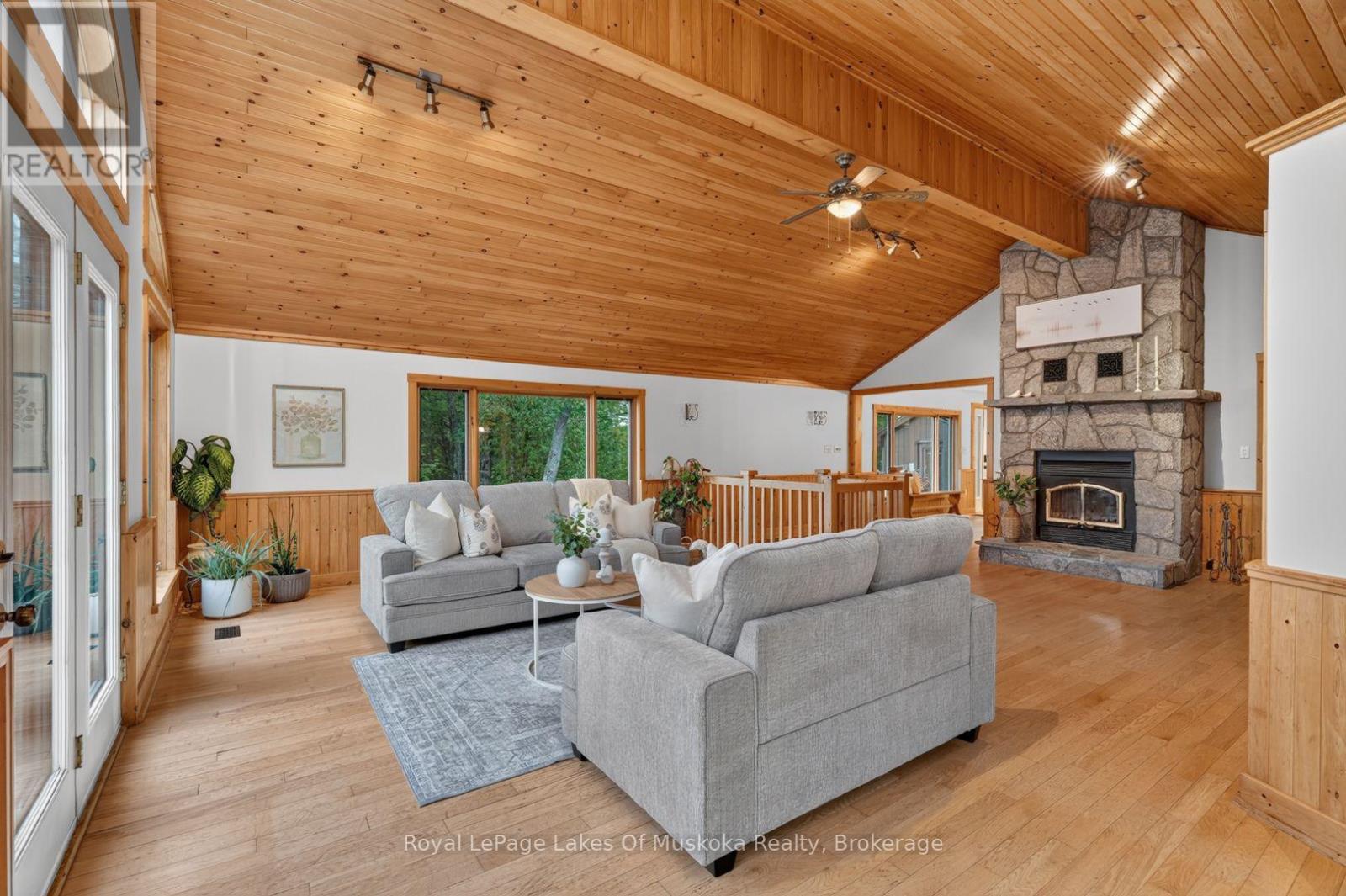 1020 East Walker Lake Drive, Lake Of Bays, Ontario  P1H 2J6 - Photo 7 - X13798294