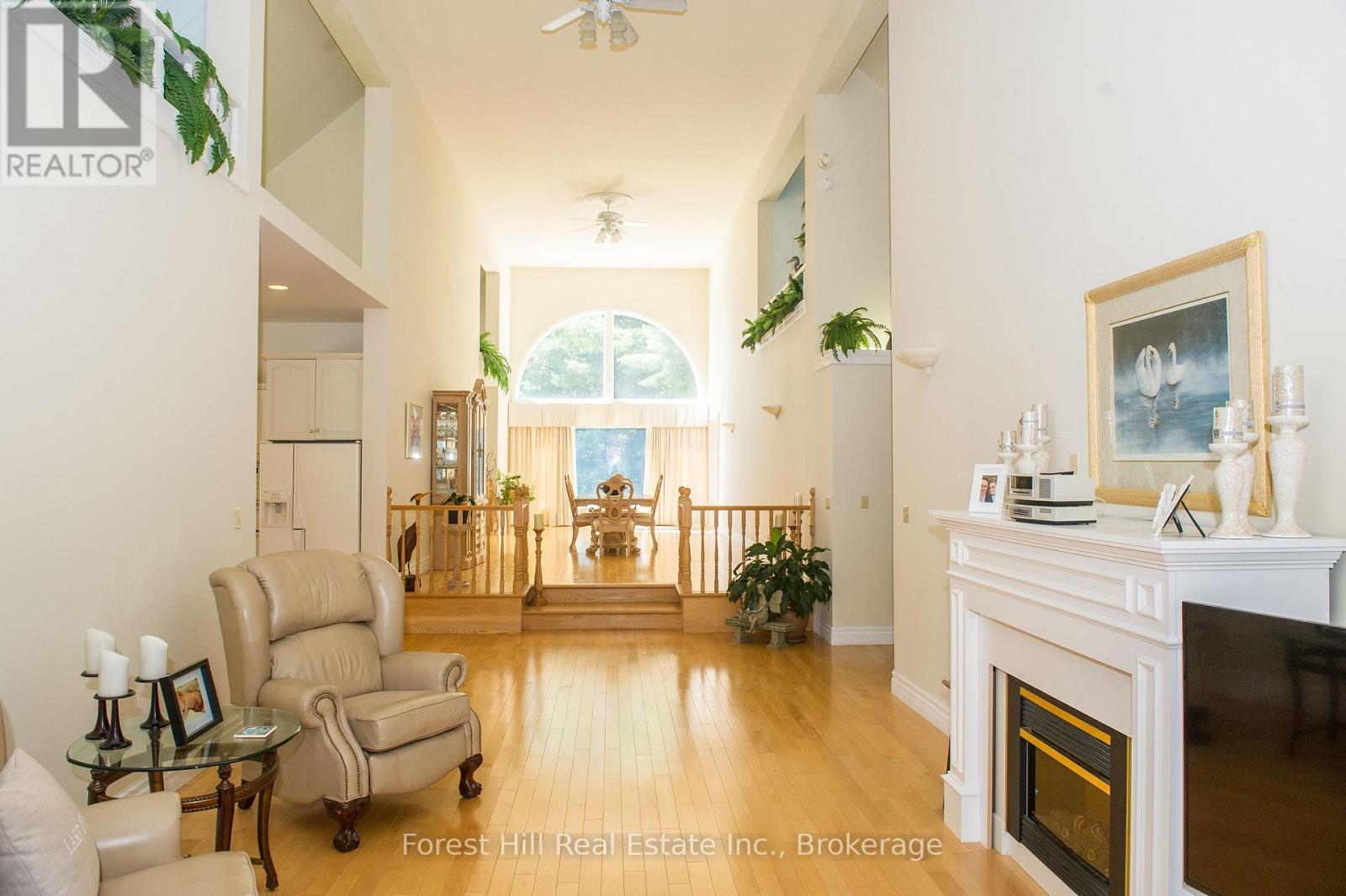 1066 & 1070 Main Street, Lake Of Bays, Ontario  P0C 1E0 - Photo 12 - X13805896