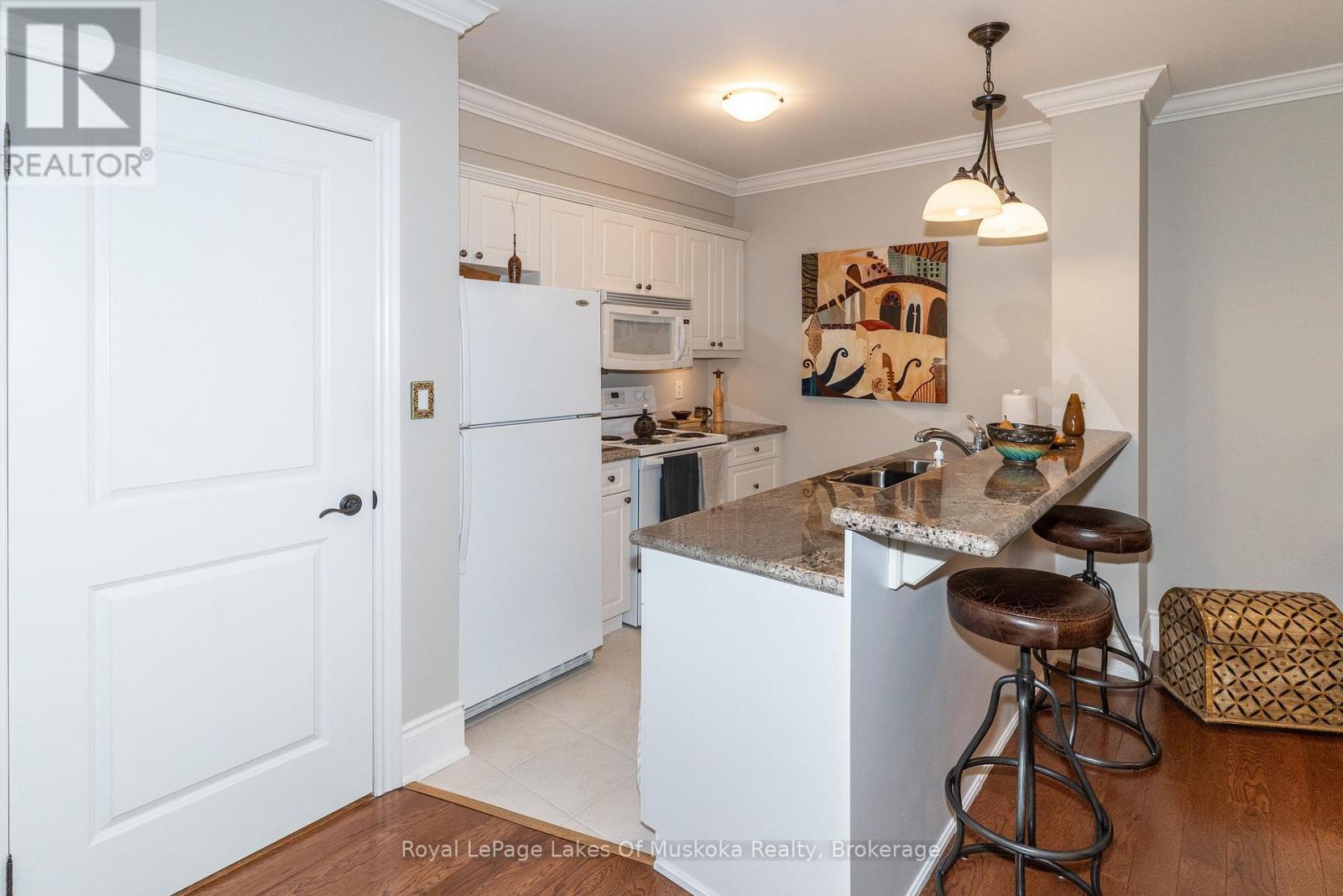 403 - 391 James Street W, Gravenhurst, Ontario P1P 0A5 - Photo 12 - X13808786