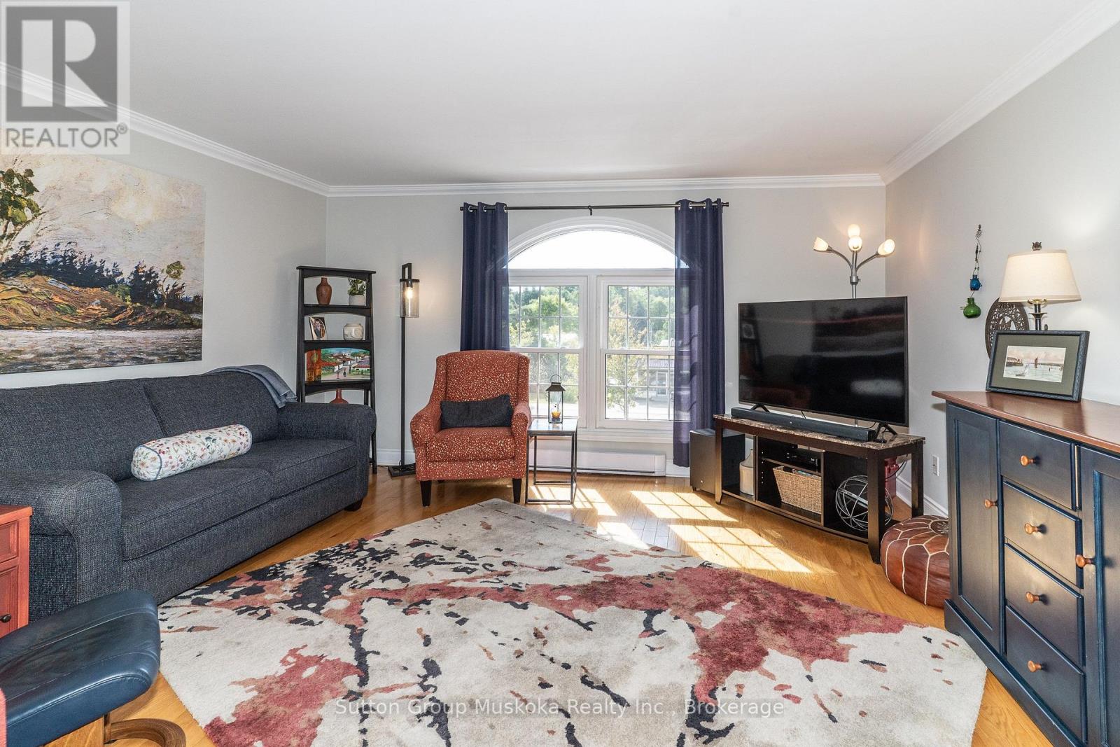 4 - 44 King William Street, Huntsville, Ontario  P1H 1G3 - Photo 1 - X13812668