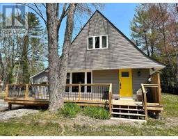 1002 CHIPPAWA AVENUE, Gravenhurst, Ontario