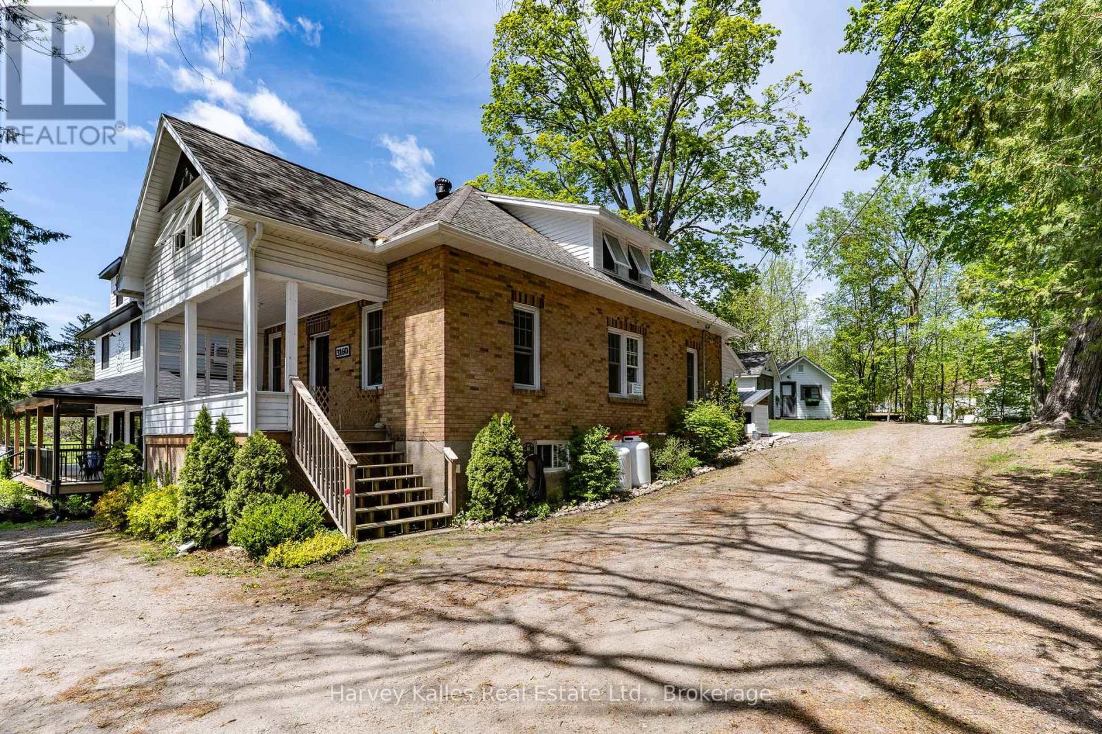 3160 Muskoka 169 Road, Muskoka Lakes, Ontario P0C 1A0 - Photo 1 - X13818328