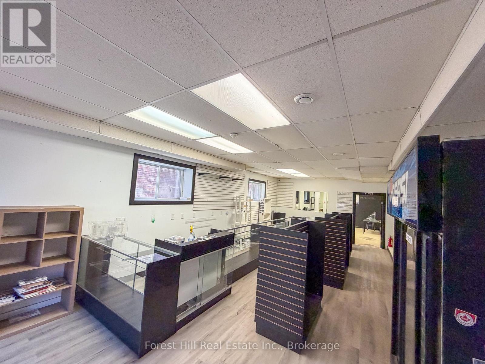 16 Manitoba Street, Bracebridge, Ontario  P1L 1R9 - Photo 4 - X13822932