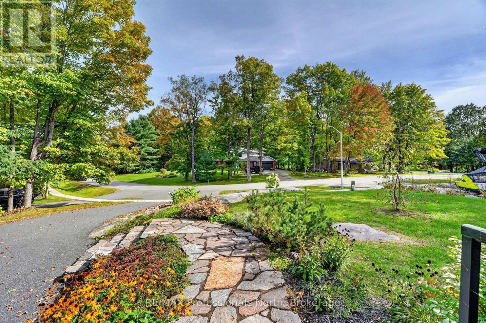 55 Westvale Drive, Bracebridge, Ontario  P1L 1B3 - Photo 2 - X13825016