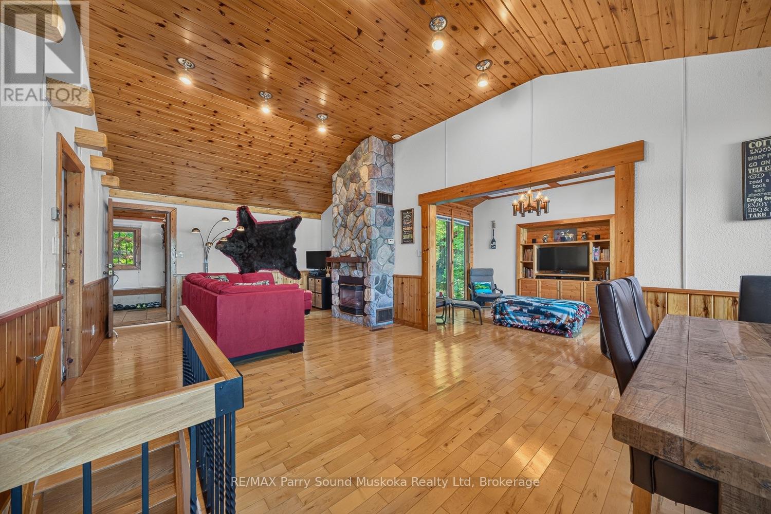 24 Deer Point Road, Seguin, Ontario  P2A 2W8 - Photo 12 - X13825126