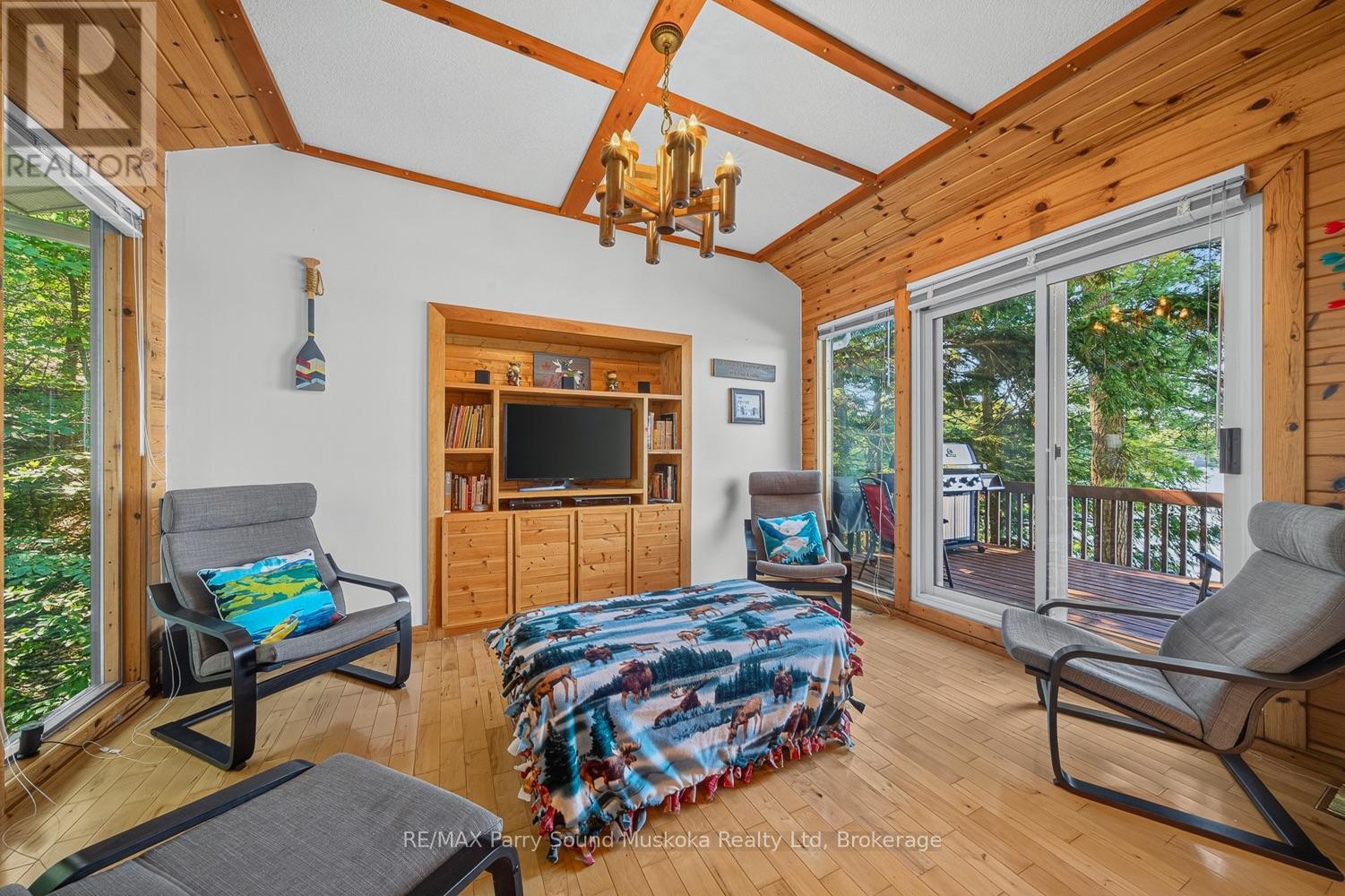 24 Deer Point Road, Seguin, Ontario  P2A 2W8 - Photo 16 - X13825126