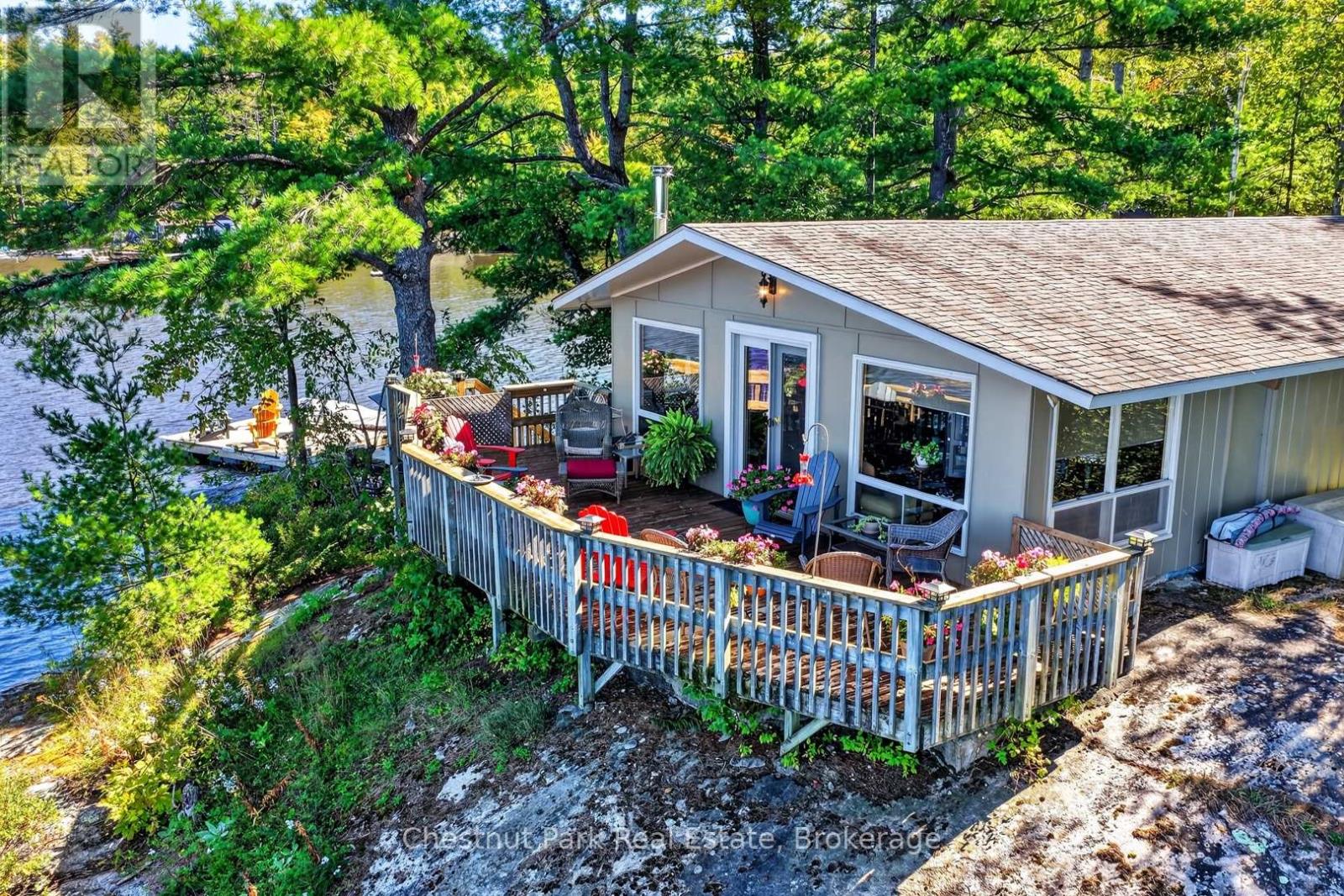 1048 Nora Lane, Gravenhurst, Ontario P1P 1R3 - Photo 4 - X13827204