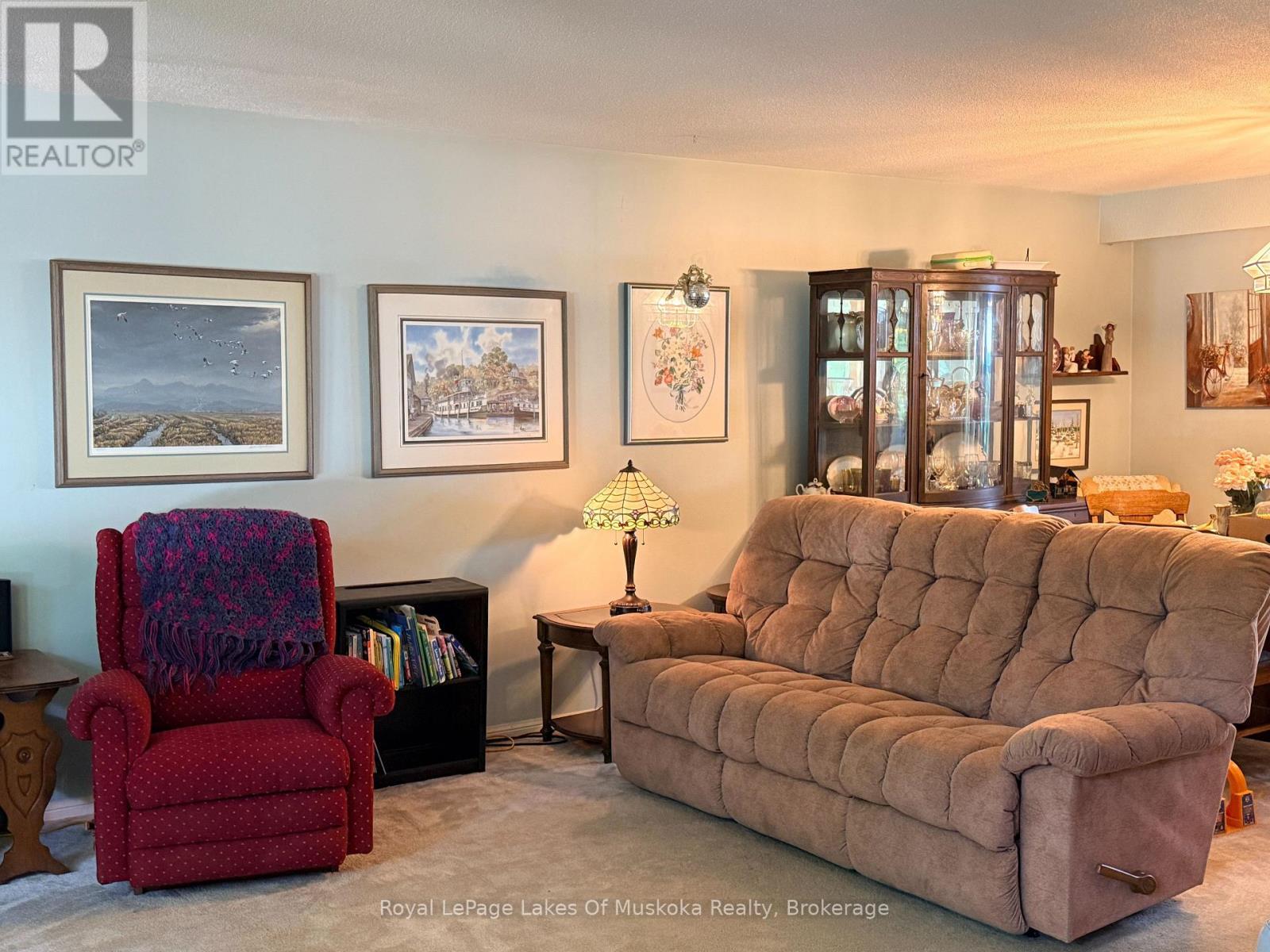 22 Westvale Drive, Bracebridge, Ontario  P1L 1B5 - Photo 2 - X13830184