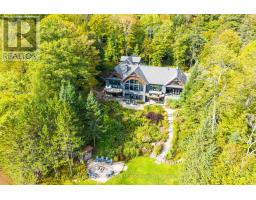 1563 SOUTH PORTAGE ROAD, Lake of Bays, Ontario