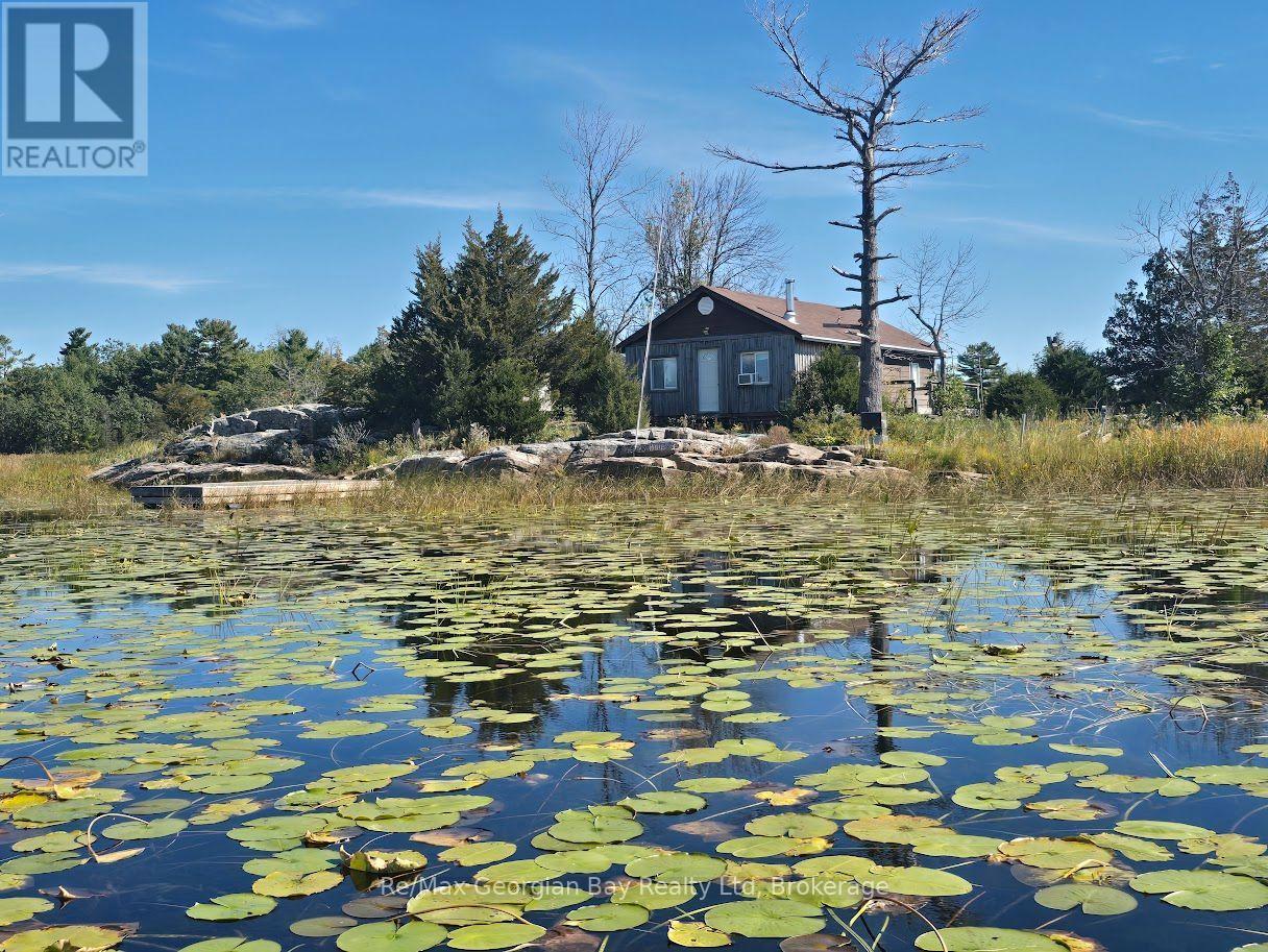 380 2 Island, Georgian Bay, Ontario  L0K 1S0 - Photo 1 - X13841908