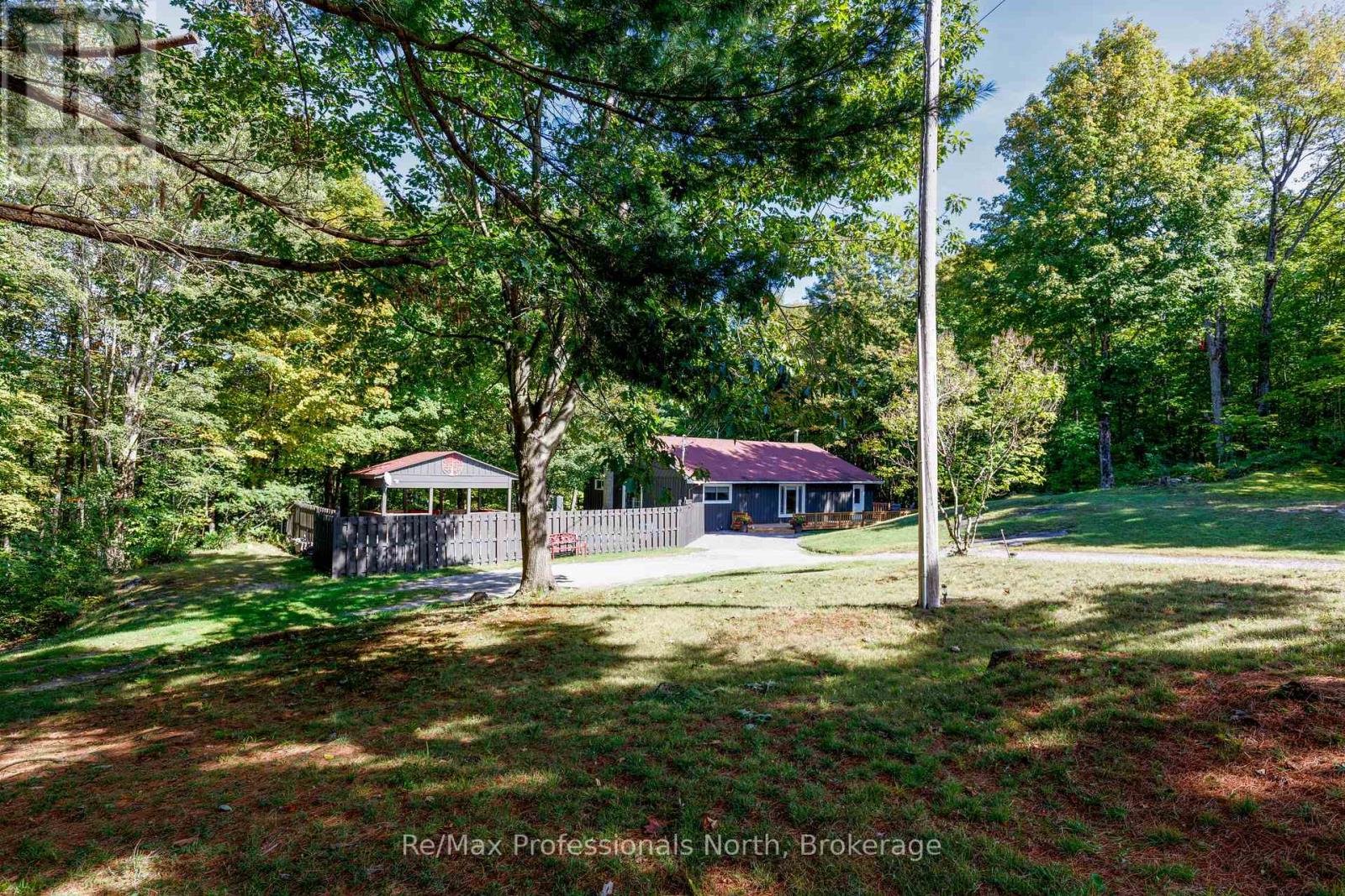 3962 169 Muskoka Road, Muskoka Lakes, Ontario  P0B 1J0 - Photo 2 - X13842014