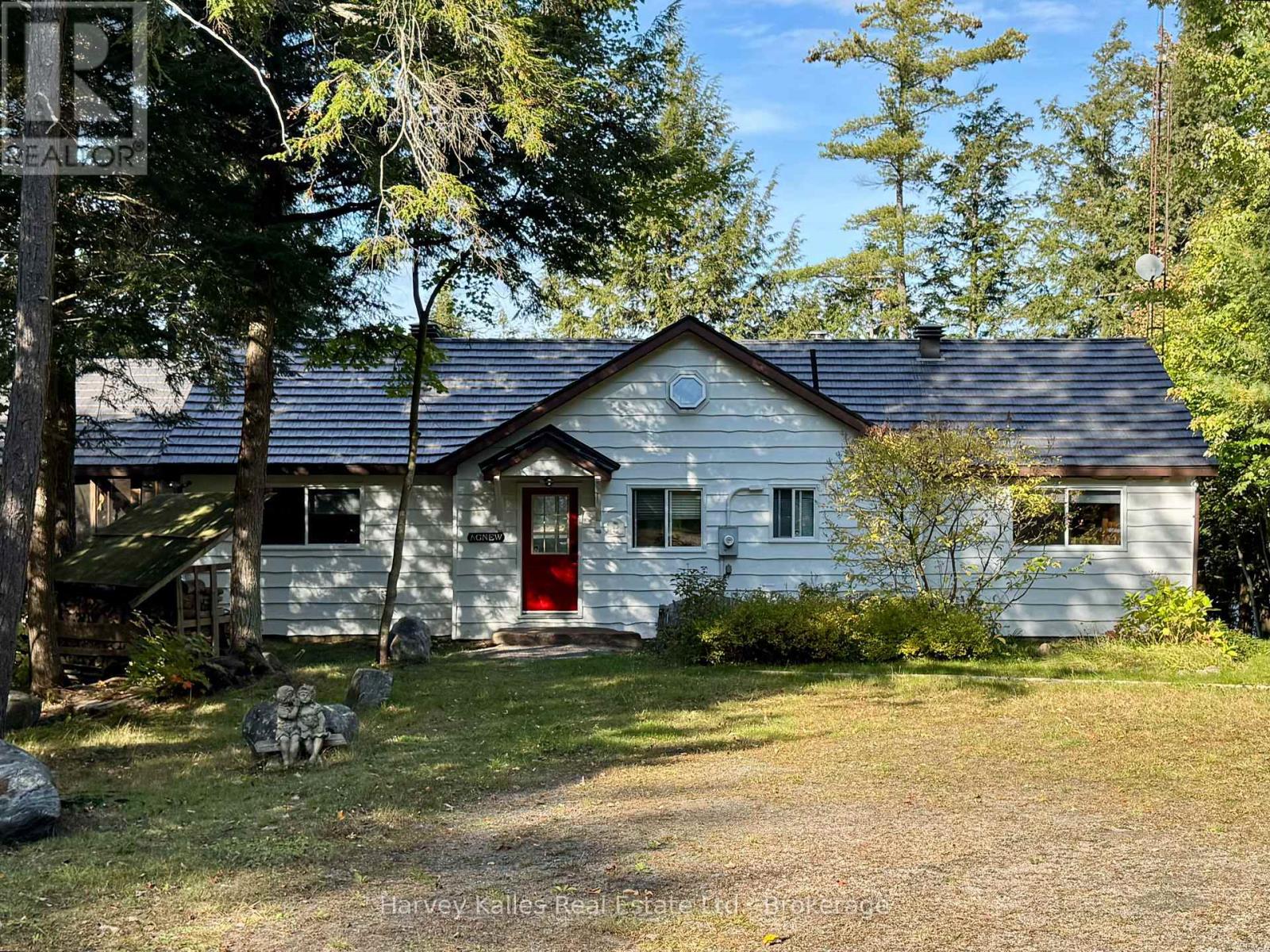 7 Baby Lake Road, Seguin, Ontario P2A 2W8 - Photo 1 - X13843174