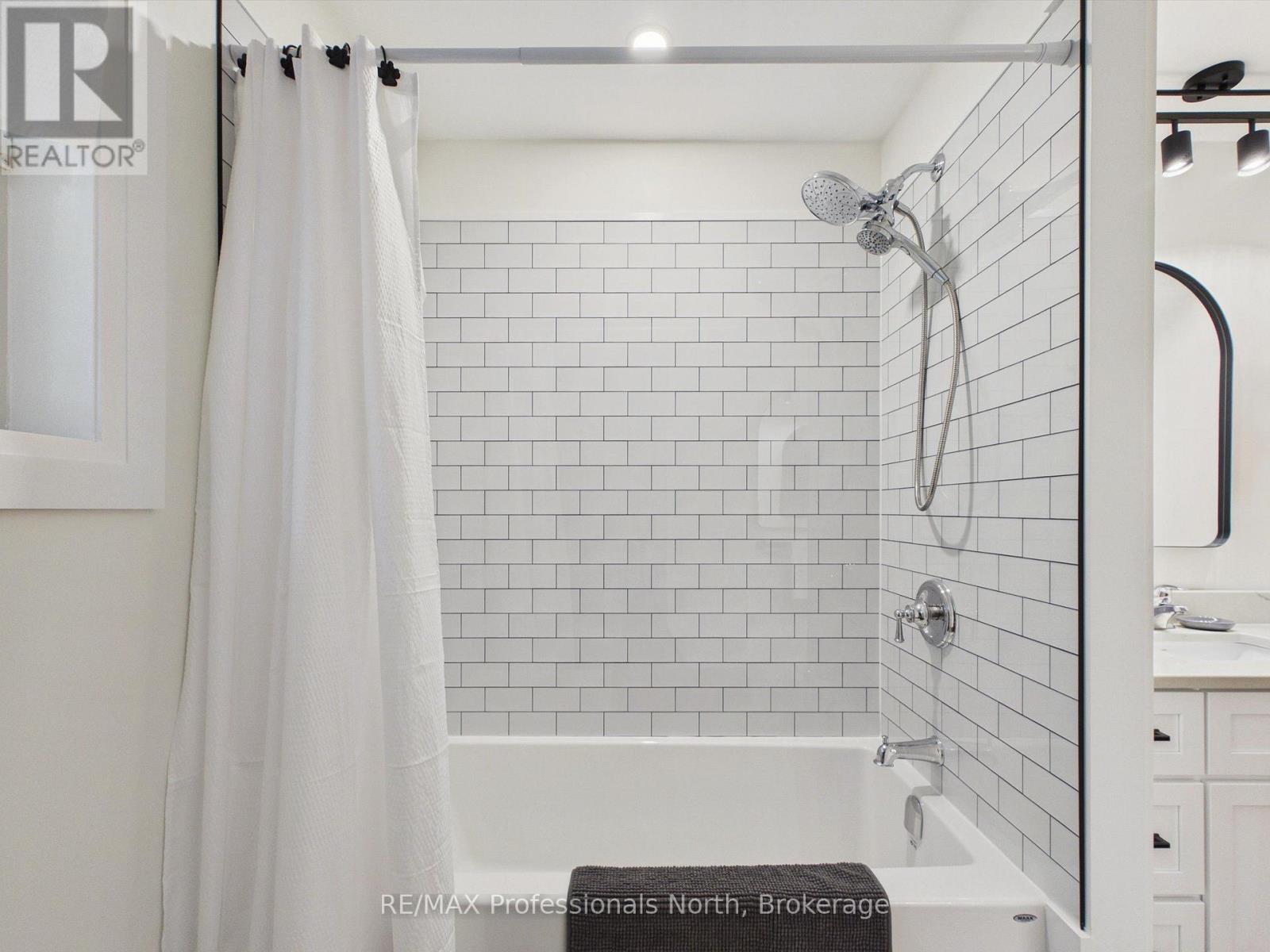 1 Crestview Drive, Huntsville, Ontario  P1H 1S8 - Photo 15 - X13846670