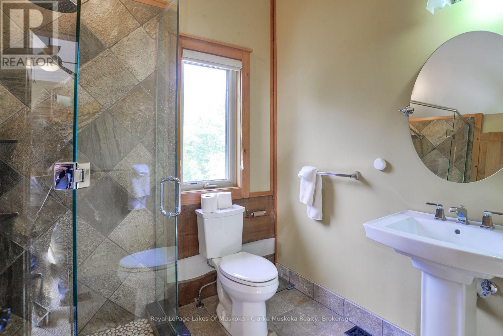 1035 Breezy Point Road, Muskoka Lakes, Ontario  P0C 1M0 - Photo 30 - X13848664