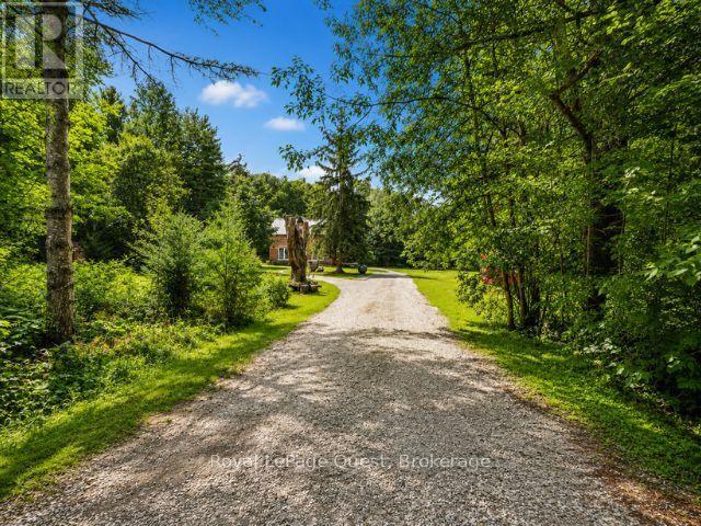 1289 Graham Road, Gravenhurst, Ontario P0E 1N0 - Photo 2 - X13853234