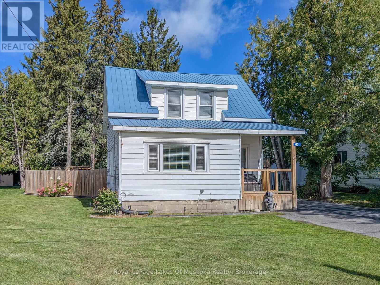 63 Taylor Road, Bracebridge, Ontario P1L 1J5 - Photo 1 - X13853392