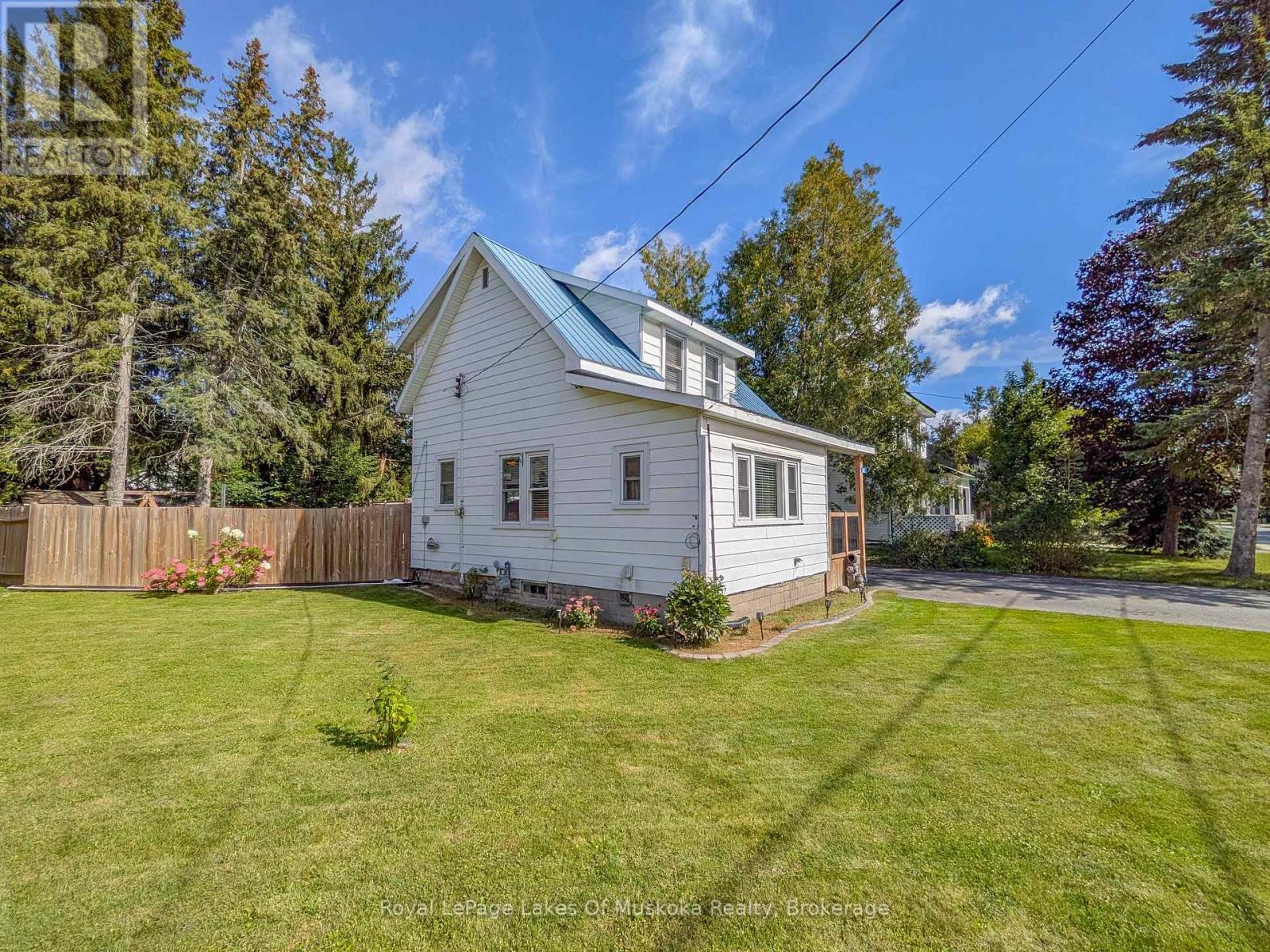 63 Taylor Road, Bracebridge, Ontario P1L 1J5 - Photo 2 - X13853392