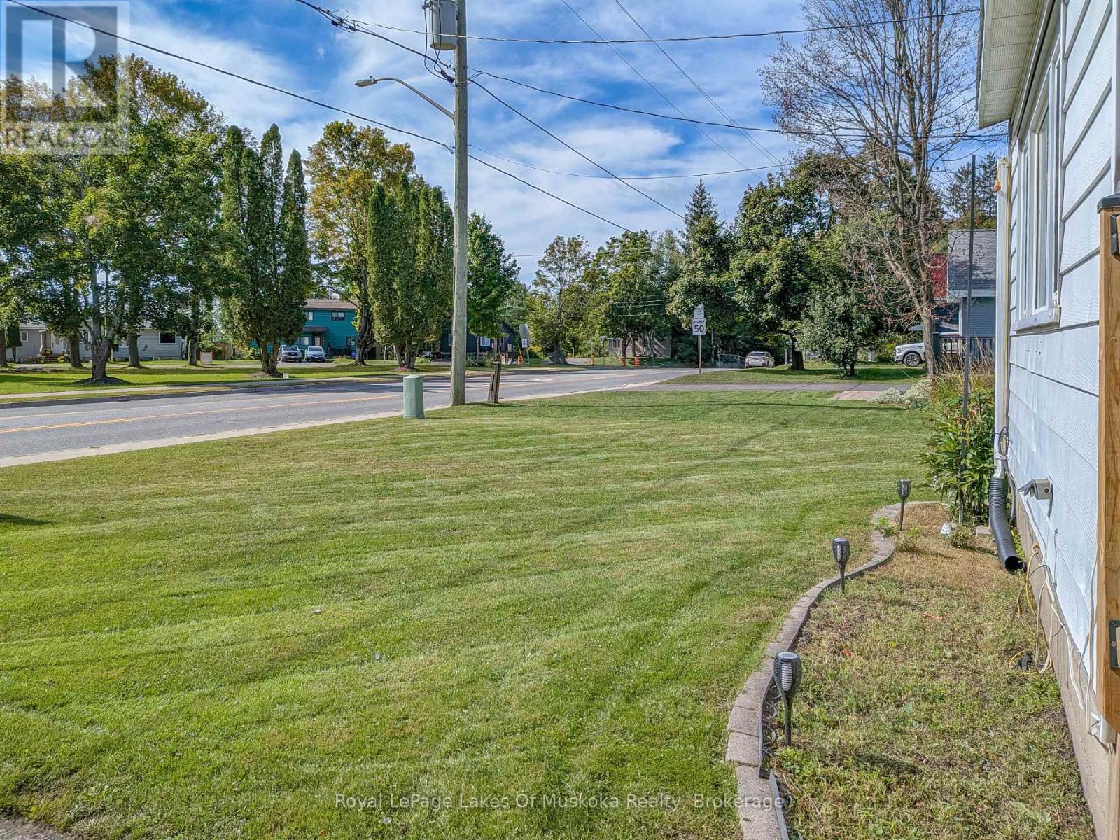 63 Taylor Road, Bracebridge, Ontario P1L 1J5 - Photo 3 - X13853392