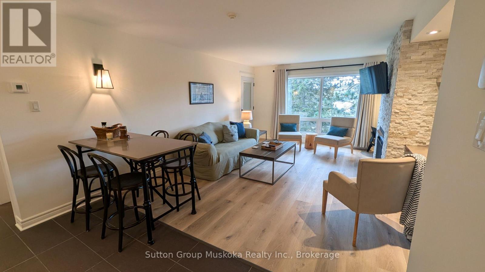 52-205 Deerhurst Drive, Huntsville, Ontario  P1H 2E8 - Photo 1 - X13855398
