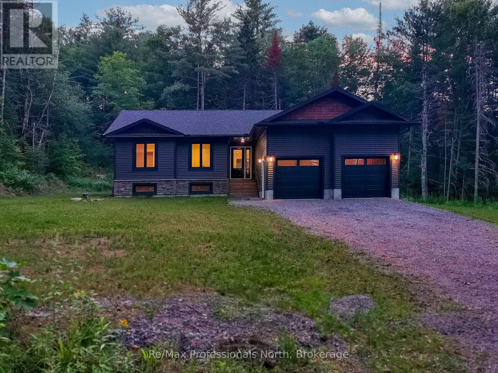 260 Stephenson 2 Road W, Huntsville, Ontario P0B 1M0 - Photo 1 - X13856936