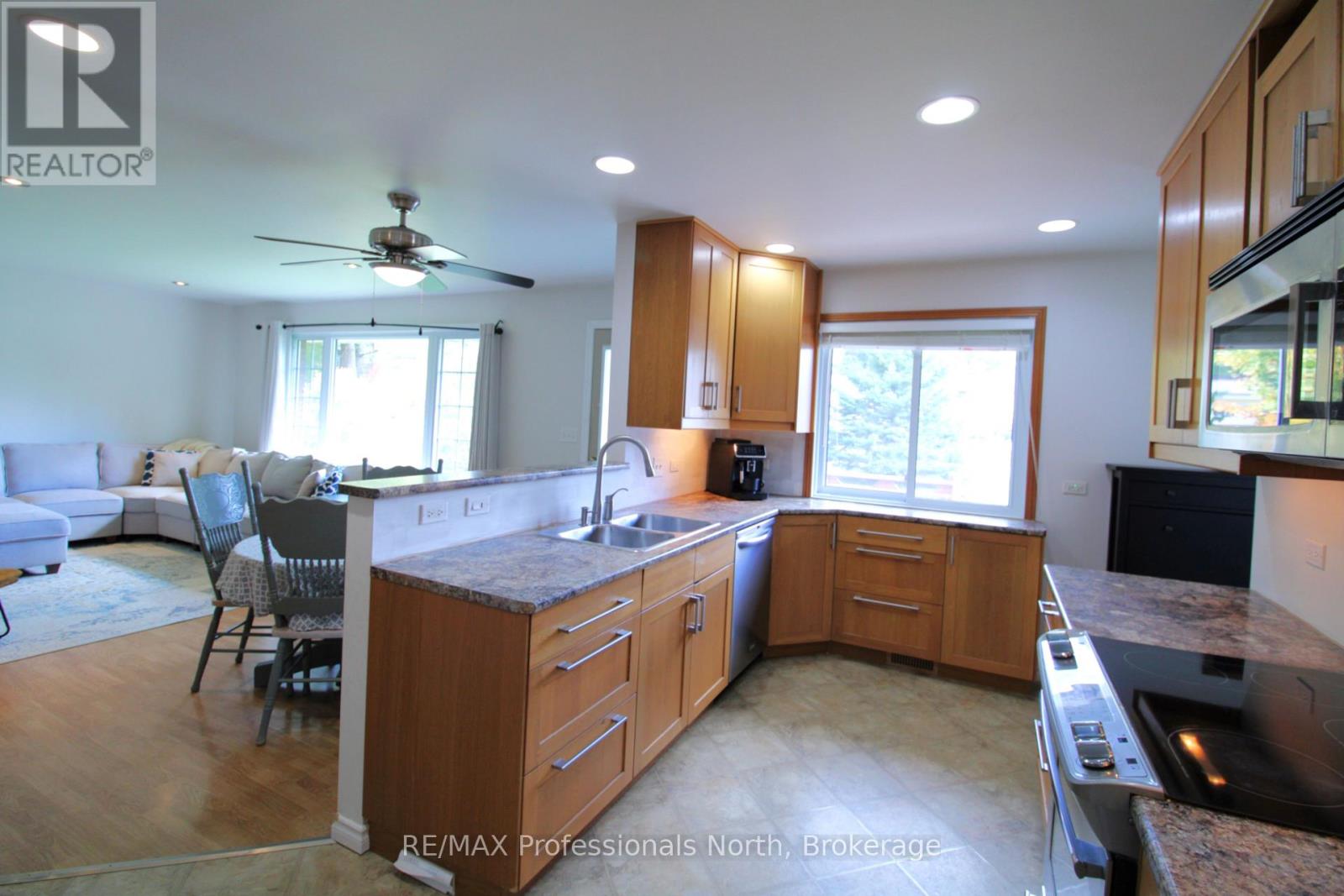83 Pine Street, Bracebridge, Ontario P1L 1K8 - Photo 12 - X13860834