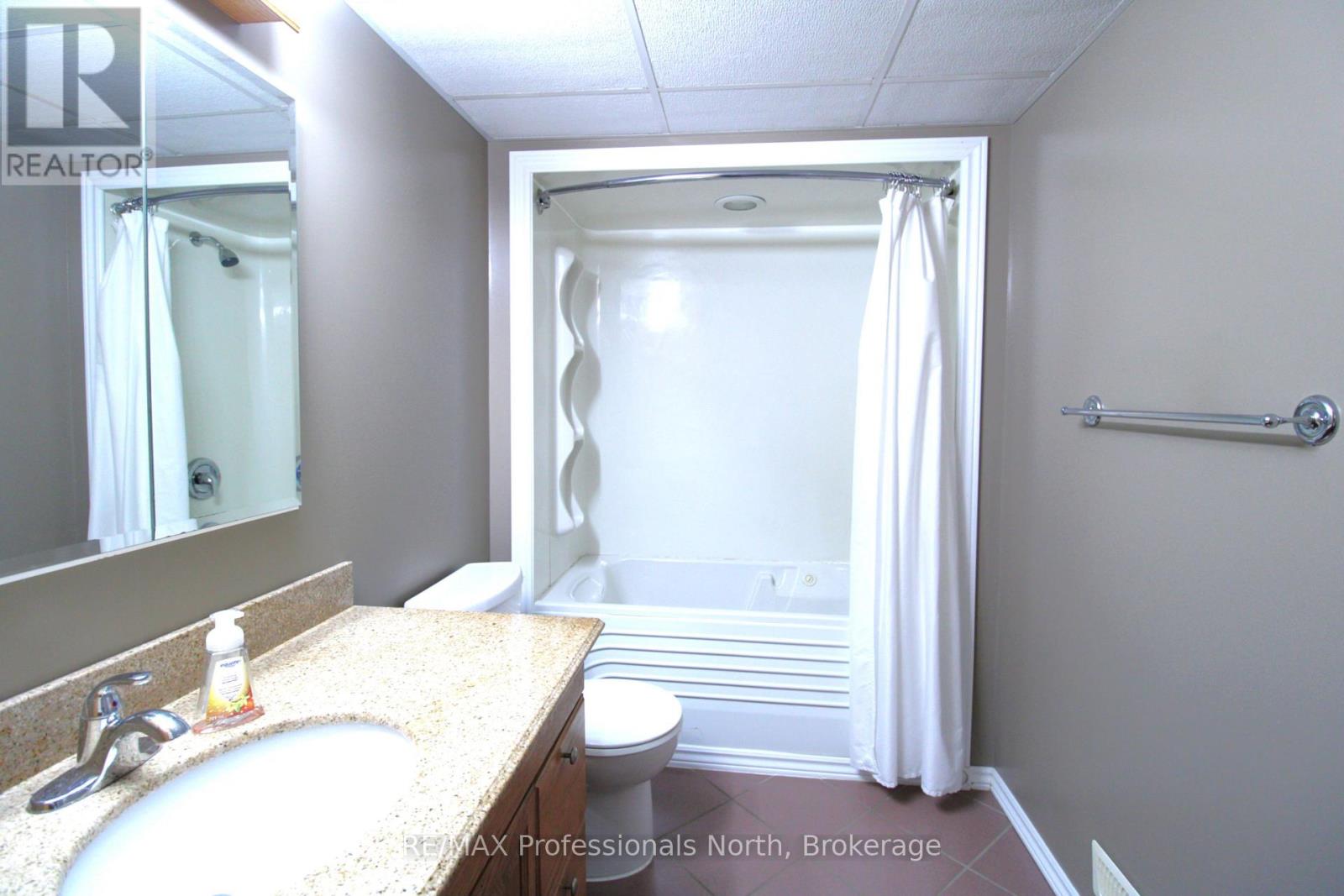 83 Pine Street, Bracebridge, Ontario P1L 1K8 - Photo 23 - X13860834