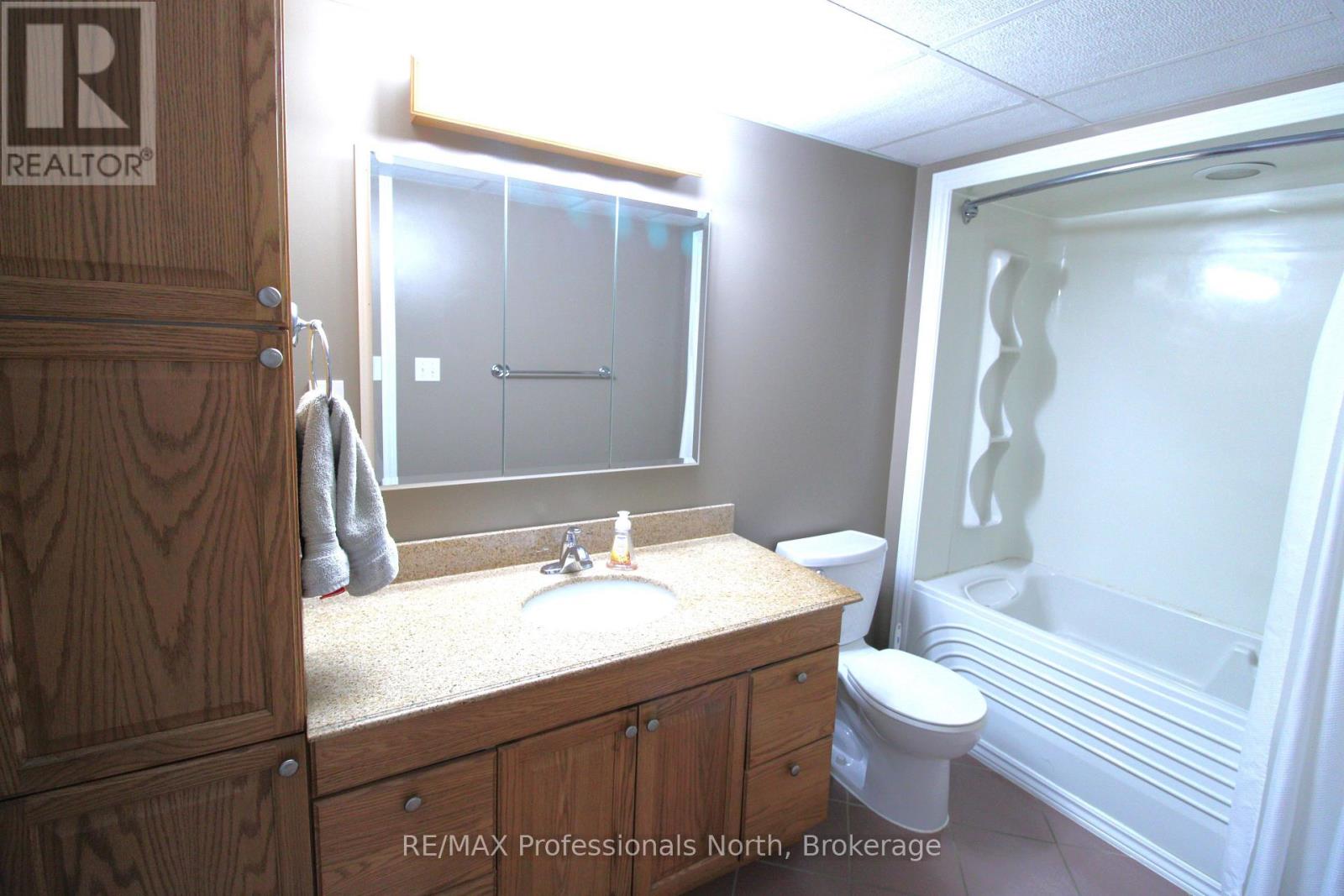 83 Pine Street, Bracebridge, Ontario P1L 1K8 - Photo 24 - X13860834