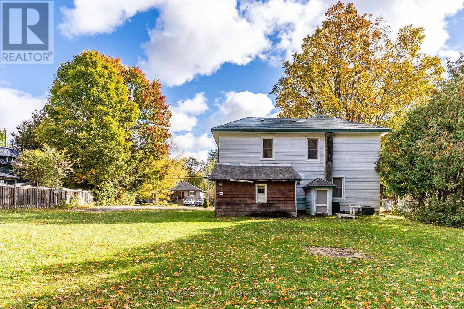 14 Ewing Street, Bracebridge, Ontario P1L 1C7 - Photo 4 - X13865584