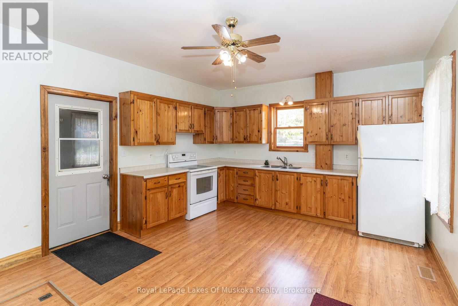 14 Ewing Street, Bracebridge, Ontario P1L 1C7 - Photo 7 - X13865584