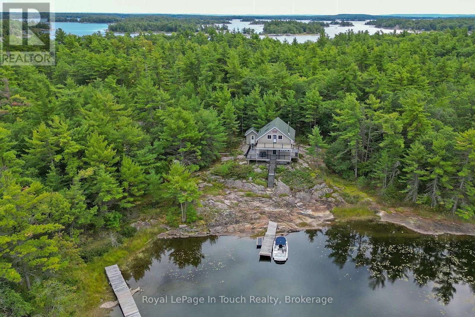 7772 Island 1810/bone Island, Georgian Bay, Ontario P0E 1E0 - Photo 1 - X13866422