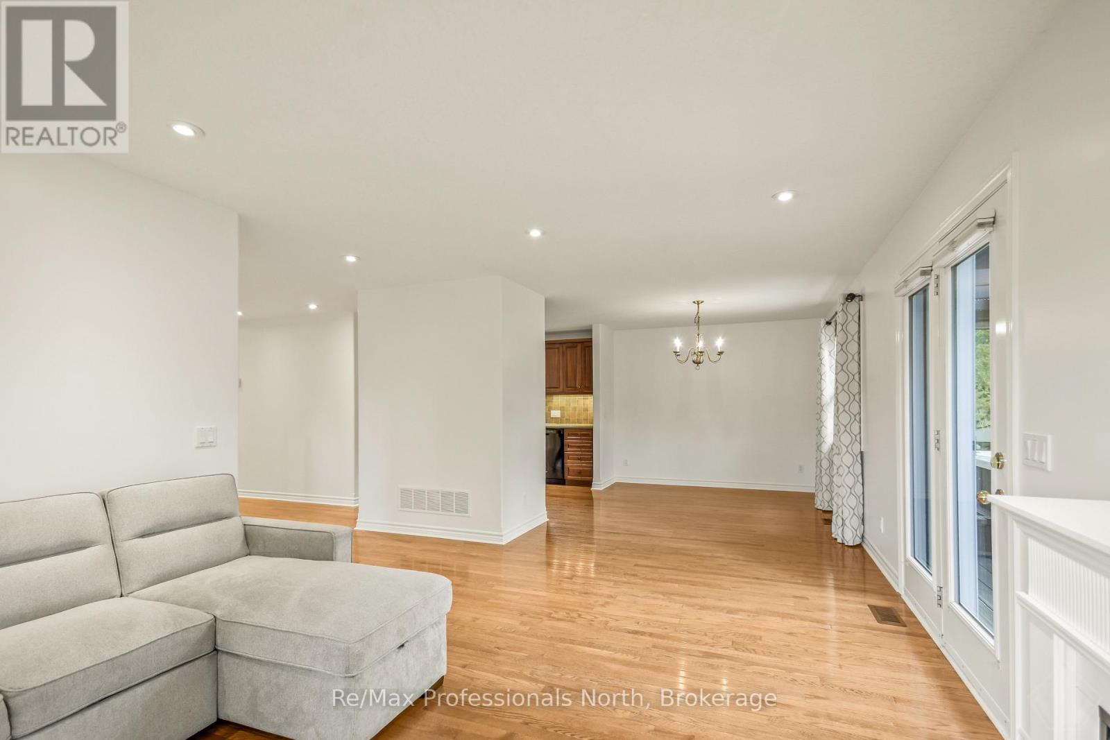 2 Inveraray Court, Bracebridge, Ontario  P1L 2G8 - Photo 8 - X13868294