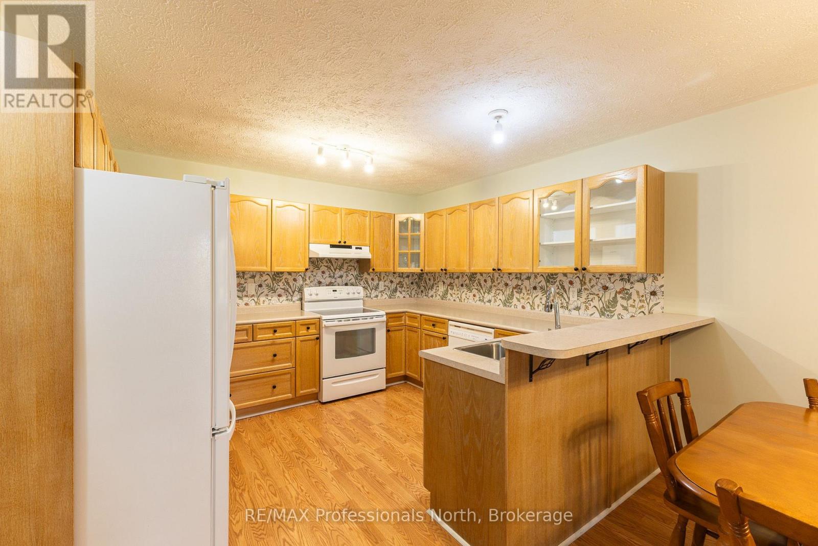 204 - 35 Dairy Lane W, Huntsville, Ontario  P1H 2L8 - Photo 17 - X13869144
