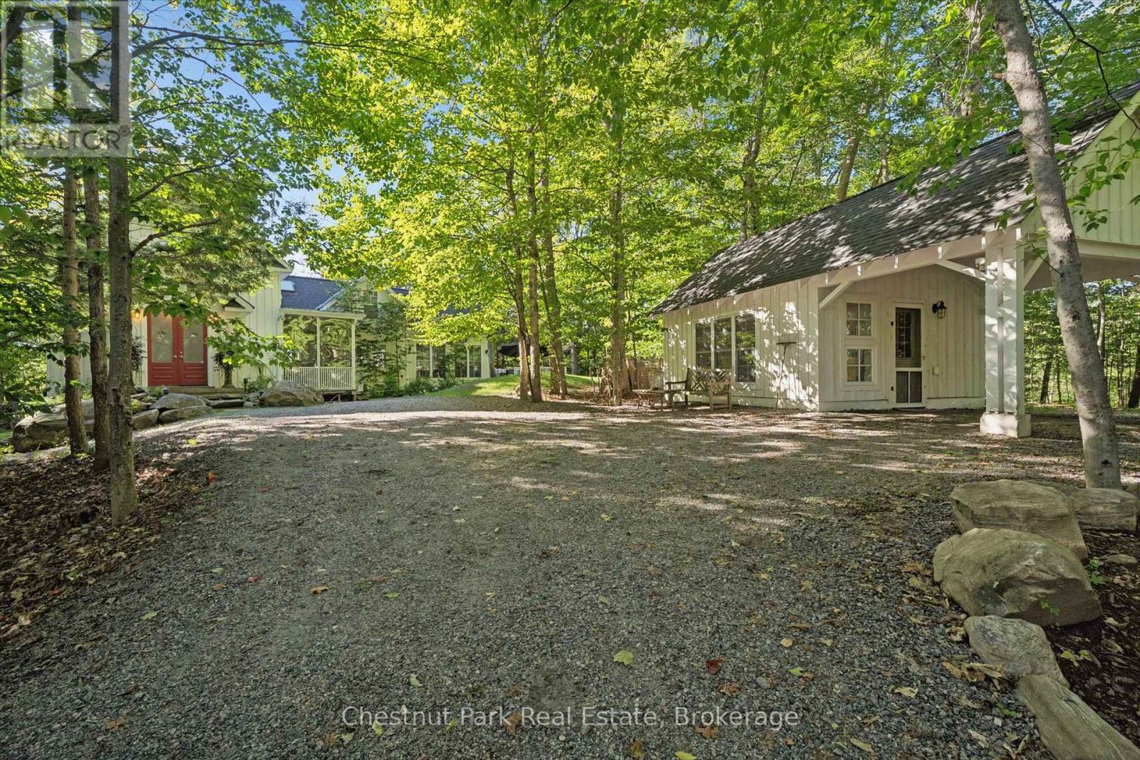 1005 Woodington Road, Muskoka Lakes, Ontario  P0B 1J0 - Photo 3 - X13869744