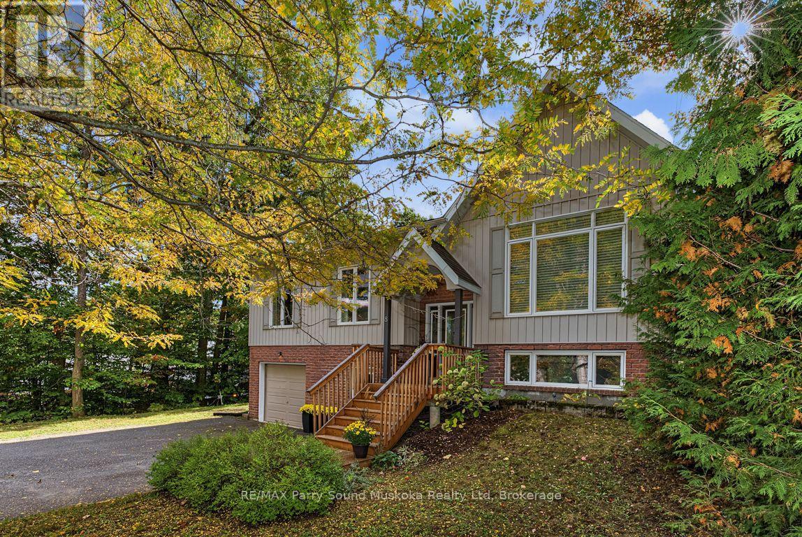 8 Ansley Street, Parry Sound, Ontario  P2A 1L6 - Photo 2 - X13872418