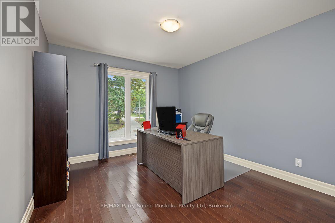 8 Ansley Street, Parry Sound, Ontario  P2A 1L6 - Photo 29 - X13872418