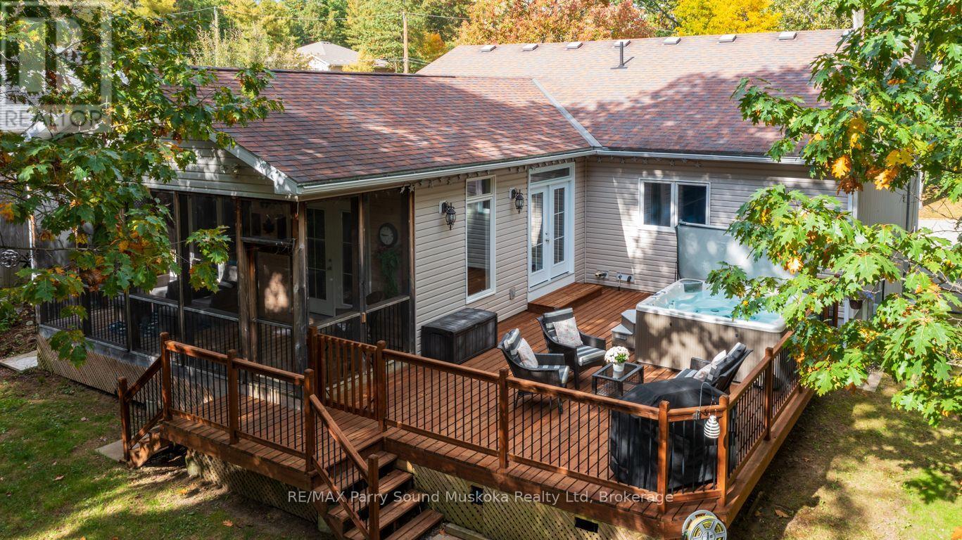 8 Ansley Street, Parry Sound, Ontario  P2A 1L6 - Photo 4 - X13872418